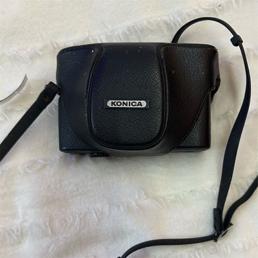 Konica C35 EF 35mm Point & Shoot Film Camera w/ Original Case Black